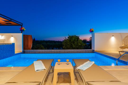 Villa Milid Üzümlü