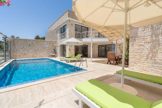 Villa Niran 2