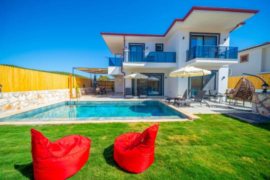 Villa Blue Moon