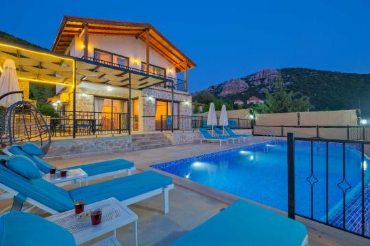 Villa Nazlı Sarıbelen