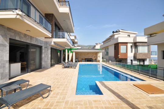 Villa Topaz 