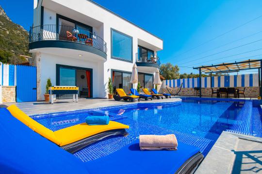 Villa Mert Akbel