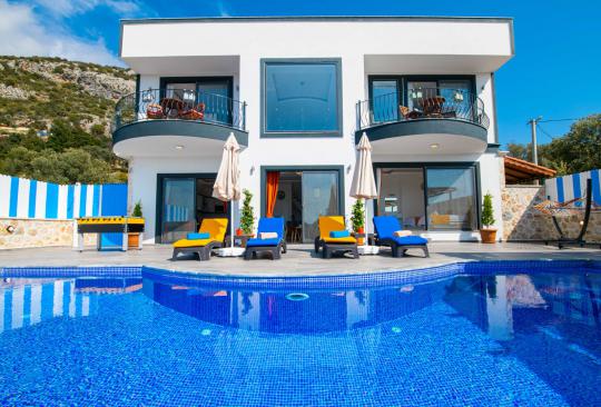 Villa Mert Akbel