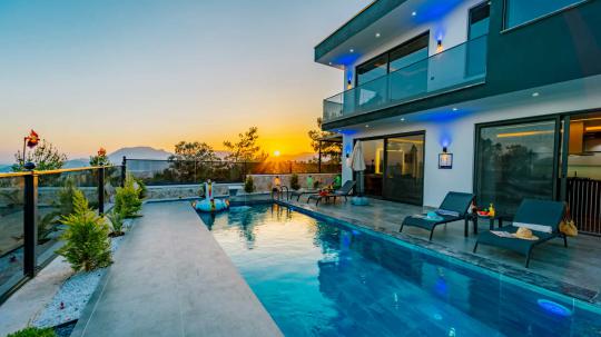 Villa  Water Moon 