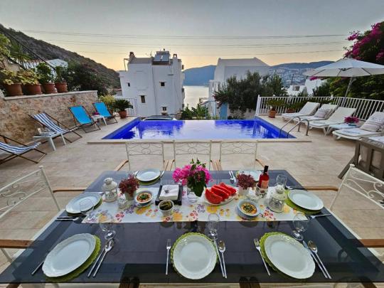 Villa White Suite