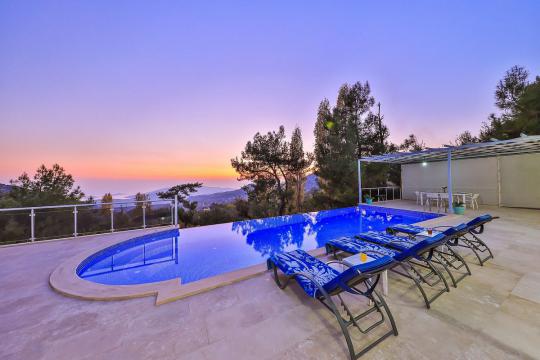 Villa Swiss