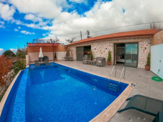 Villa Yaman Üzümlü